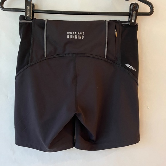 New Balance Core Impact Run 6” Fitted Shorts - Picture 2 of 3